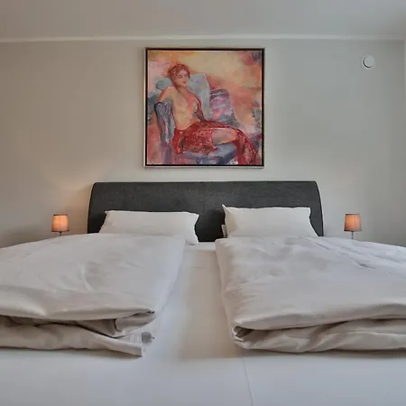 アパート Haus Am Seehof Ostseeliebe ジールクスドルフ